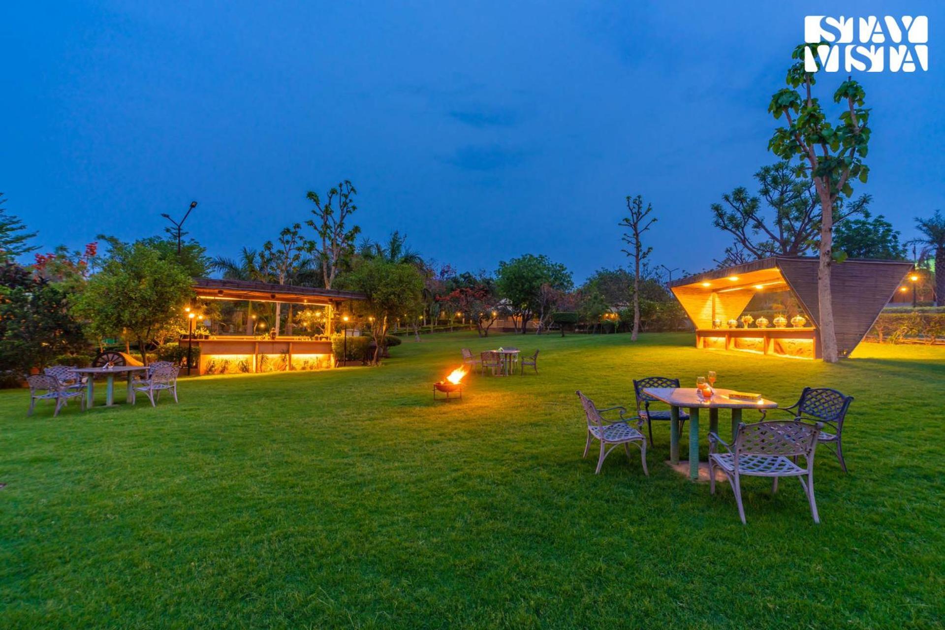 Stayvista At Maple Farms With Pool, Bbq & Bonfire Sohna Екстер'єр фото